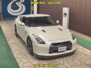 2008 NISSAN R35 GTR Black Edition white