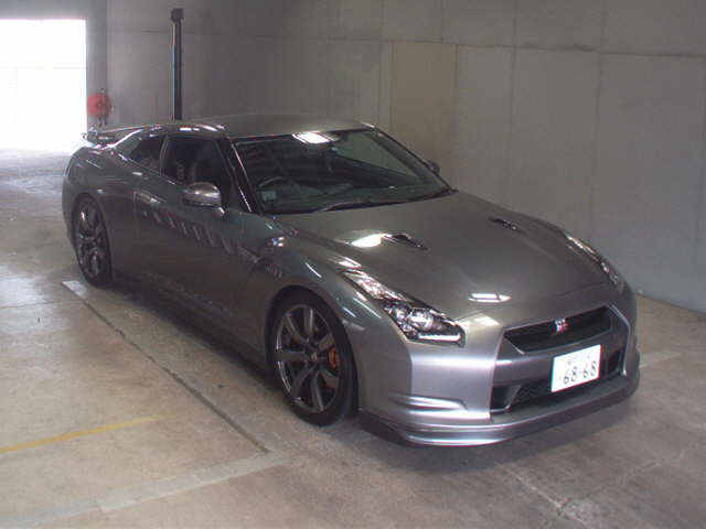 2008 NISSAN R35 GTR Premium Edition silver