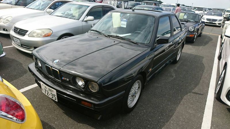 1988 BMW E30 M3 left front