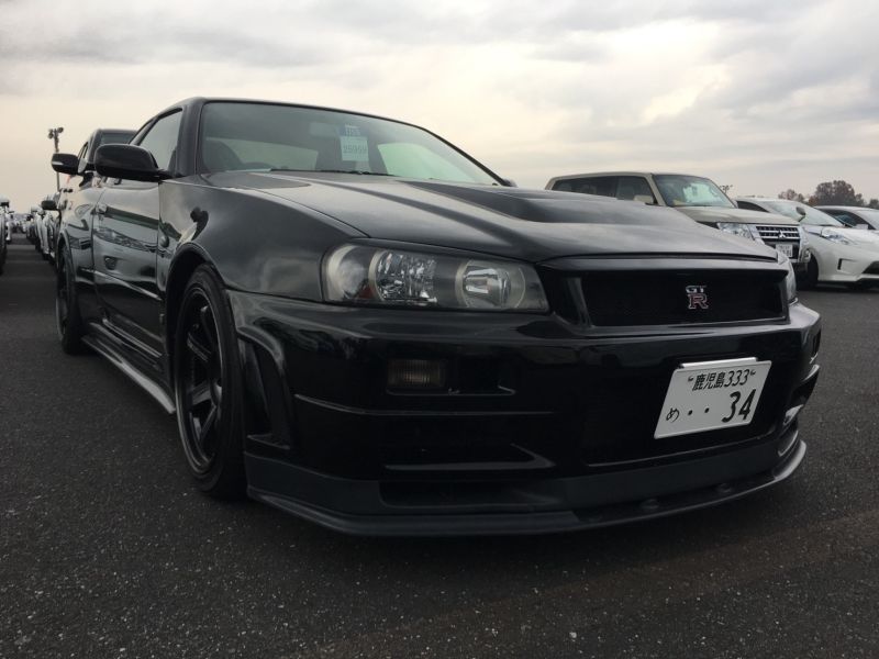 1999 Nissan Skyline R34 GT-R VSpec black right front