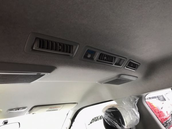 2014 Toyota Hiace GL 4WD TRH219 roof