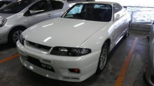 1995 Nissan Skyline R33 GTR VSpec left front