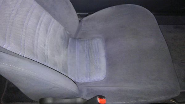 1995 Nissan Skyline R33 GTR VSpec seat 2