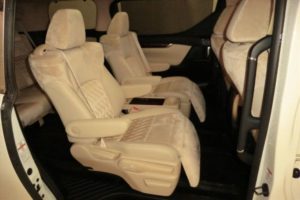 2015 Toyota Alphard Hybrid G Package 4WD 2.5L interior 3
