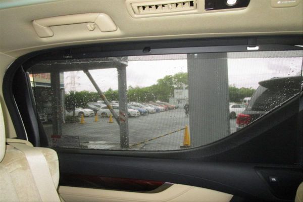 2015 Toyota Alphard Hybrid G Package 4WD 2.5L left window