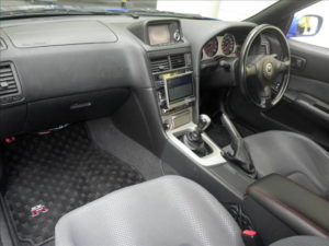 1999 Nissan Skyline R34 GT-R VSpec TV2 Bayside Blue auction interior