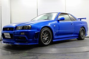 2001 R34 GTR VSpec II Bayside Blue auction 2 front