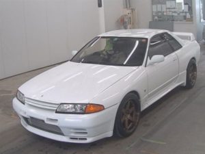 1994 Nissan Skyline R32 GT-R auction left front