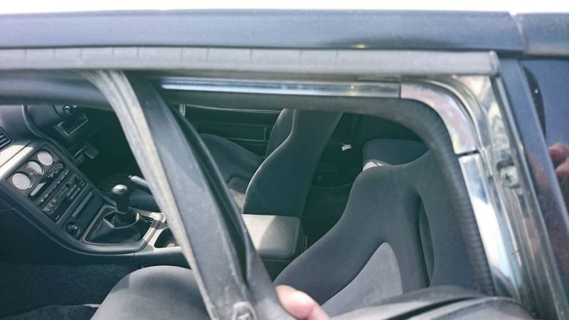 1994 Nissan Skyline R32 GT-R door seal