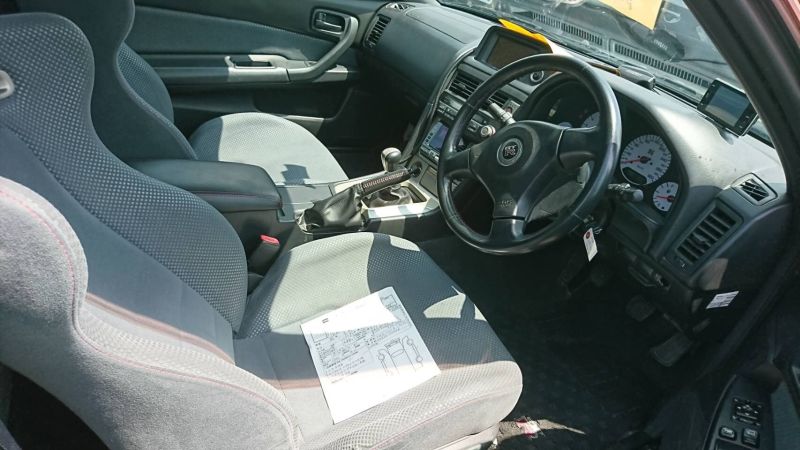 1999 Nissan Skyline R34 GTR VSpec MP2 front seats