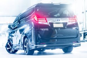 Toyota Alphard 2