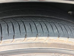 2015 Toyota Vellfire Hybrid Executive Lounge tread