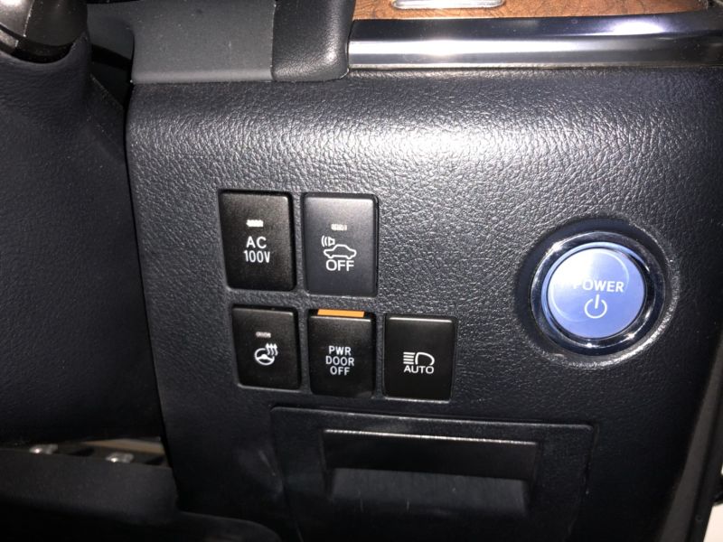 2016 Toyota Alphard Hybrid Executive Lounge options