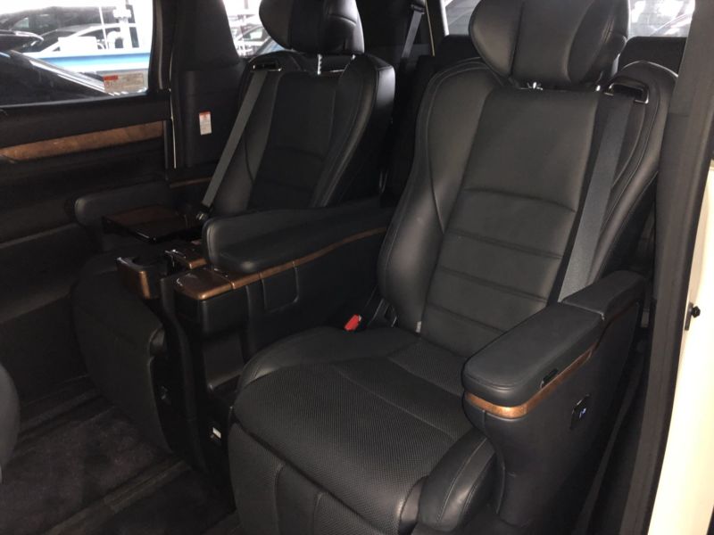 2016 Toyota Alphard Hybrid Executive Lounge rear seats