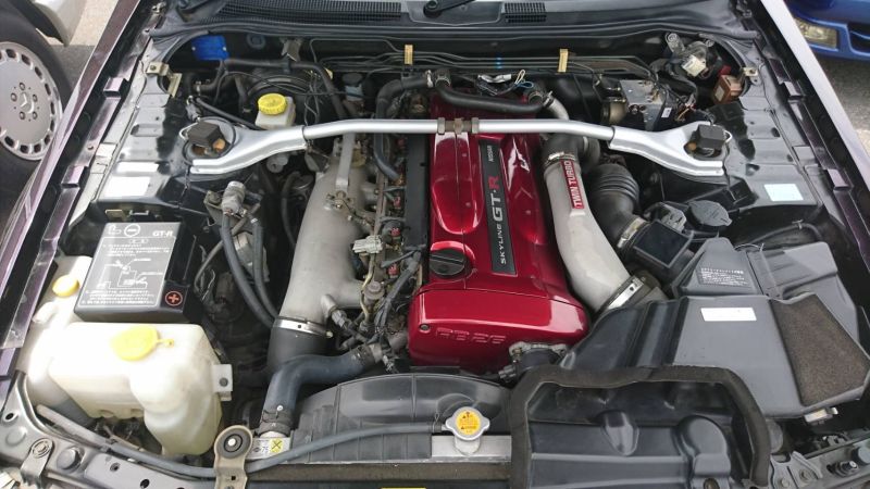 1999 R34 GTR VSpec Midnight Purple II LV4 engine