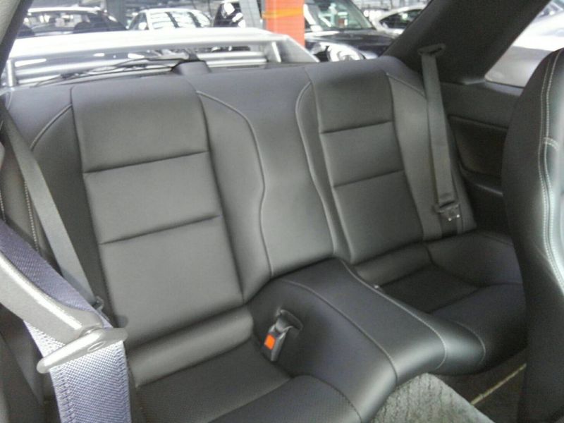 1992 Nissan Skyline R32 GTR interior 3