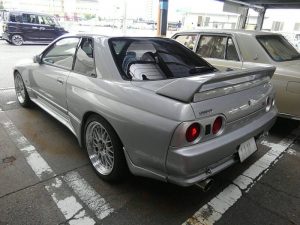 1992 Nissan Skyline R32 GTR left rear