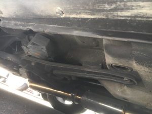 1990 Nissan Skyline R32 GTR underbody 5