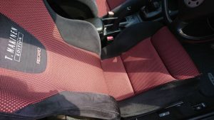 2000 Mitsubishi Lancer EVO 6 TME red seat