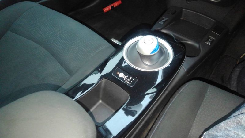 2014 Nissan Leaf X 24kW shift