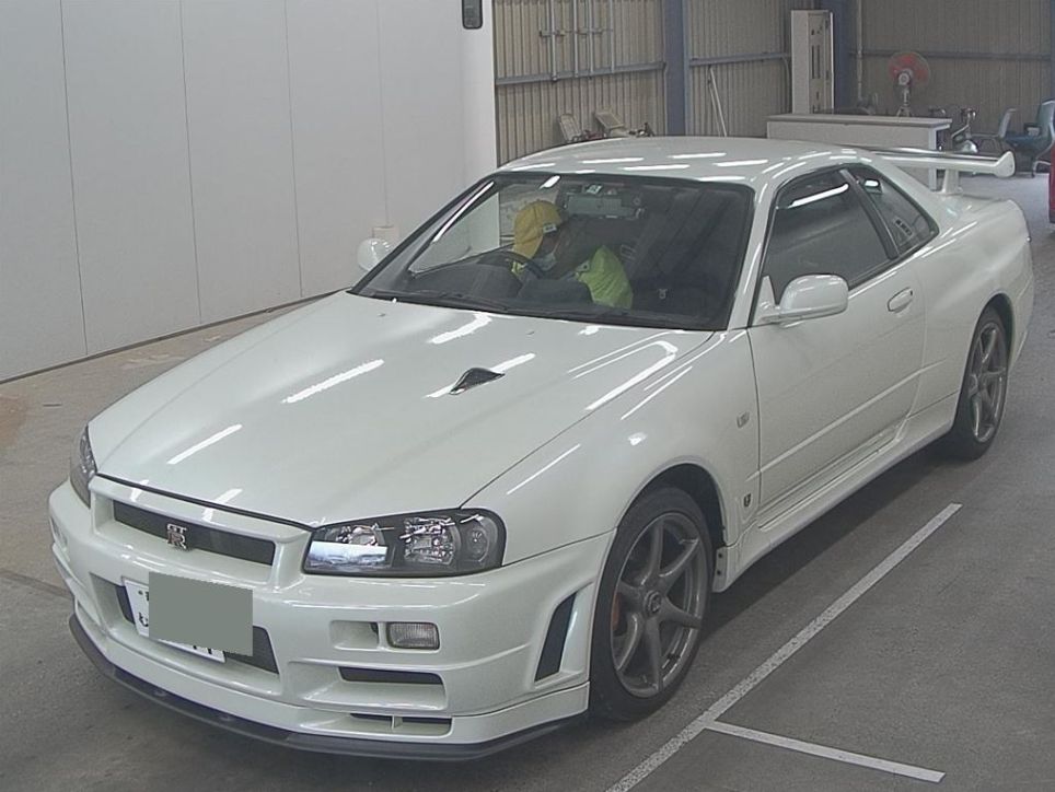 2002 R34 GT-R VSPEC 2 NUR white 5