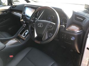 2017 Toyota Vellfire Executive Lounge 38