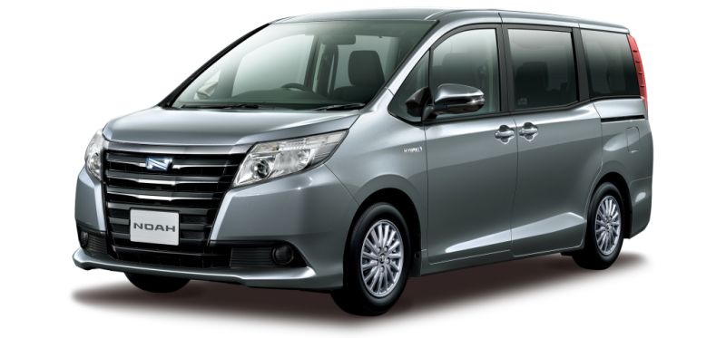 Toyota Noah Hybrid 18