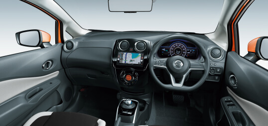 Nissan Note e-POWER interior