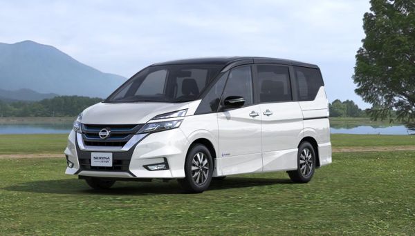 Nissan Serena Hybrid 01