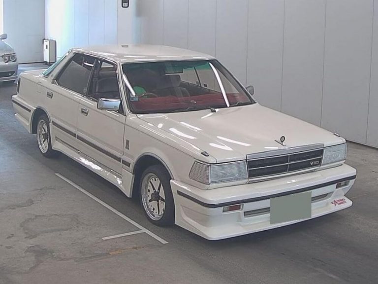 Nissan gloria 1988