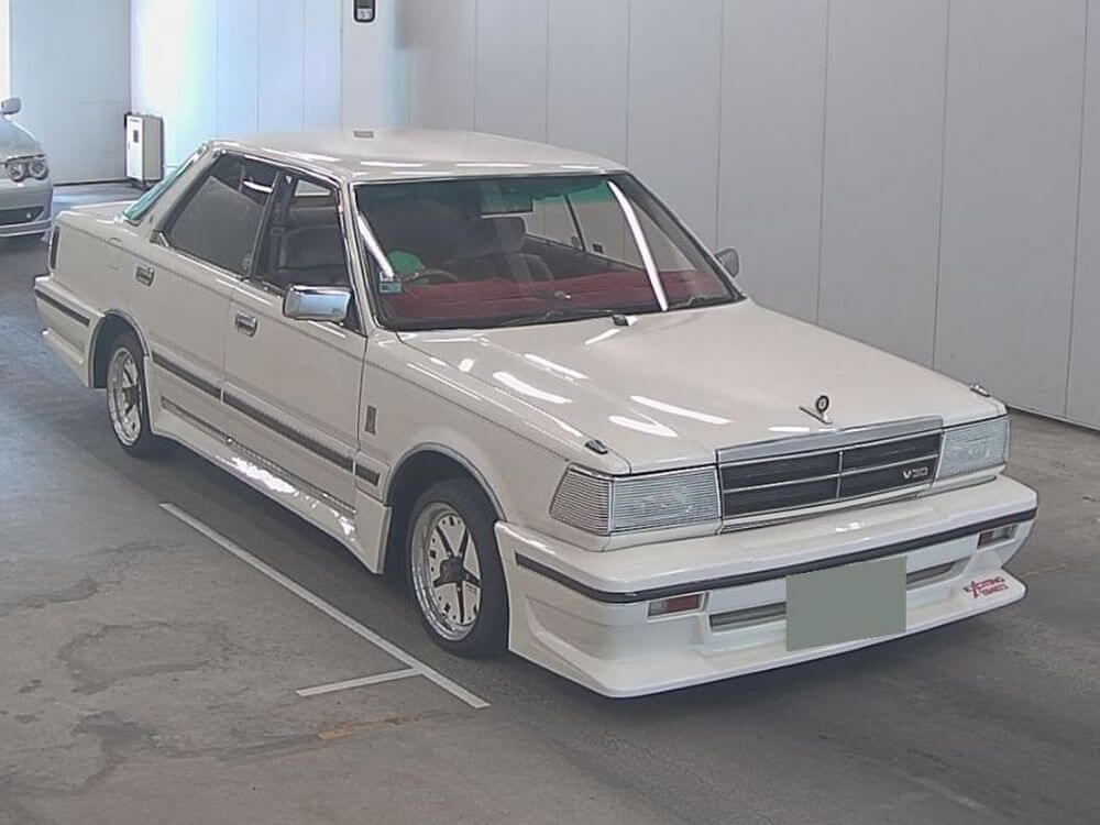 1985 Nissan Gloria Brougham turbo 01