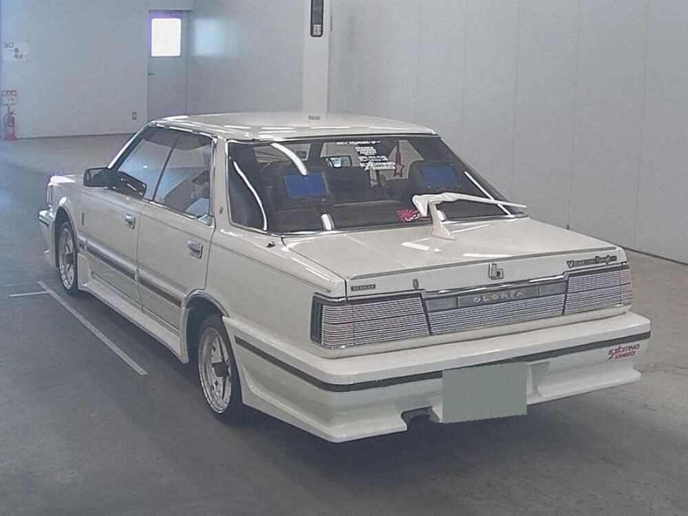 1985 Nissan Gloria Brougham turbo 02