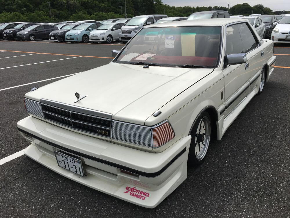 1985 Nissan Gloria Brougham turbo 12