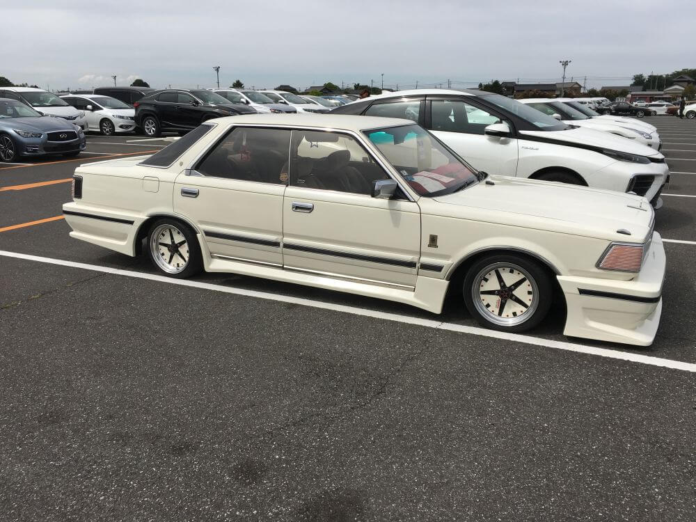 1985 Nissan Gloria Brougham turbo 15