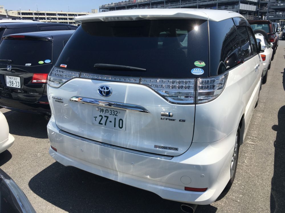 2015 Toyota Estima Hybrid X 19