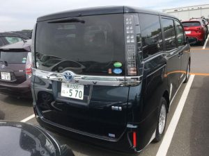 2015 Voxy Hybrid X 05