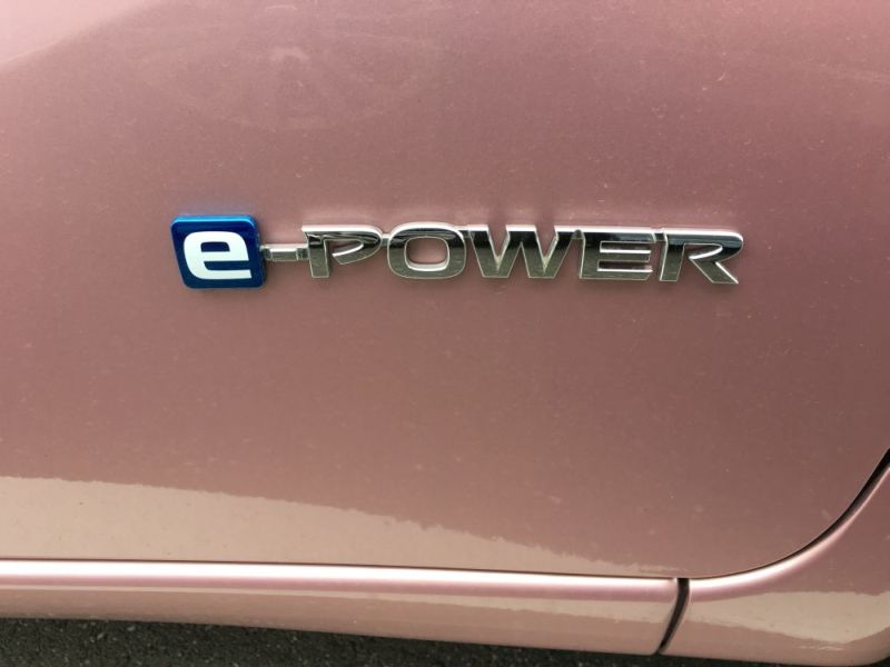 2018 Nissan Note e-Power hybrid X 09