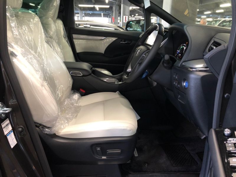 2019 Toyota Alphard hybrid Executive Lounge 42