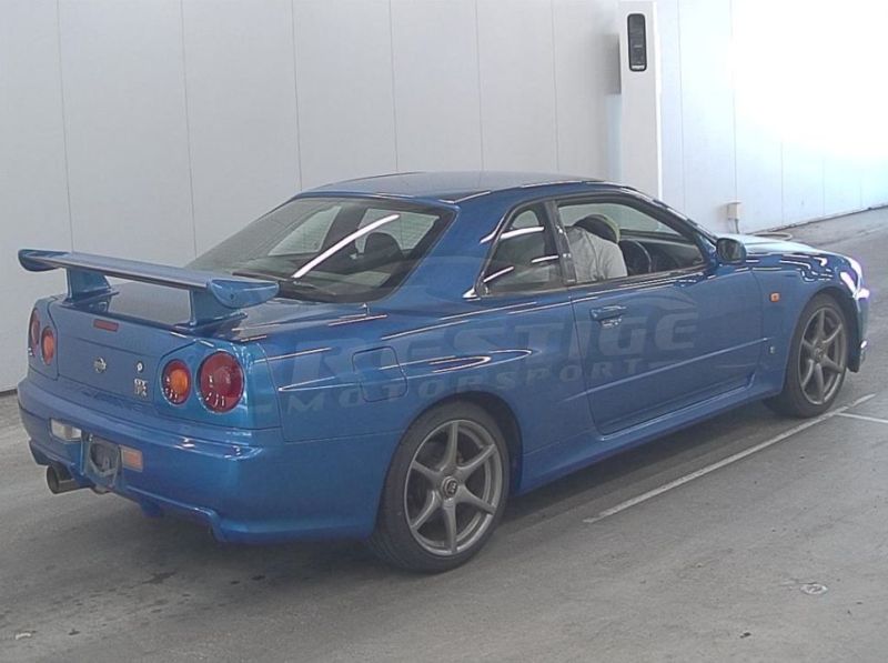 R34 GTR with NISMO S1 engine 11