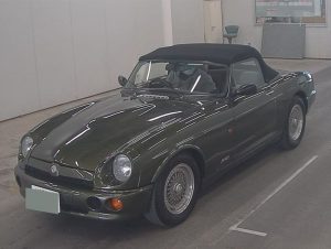 1994 MG RV8 12