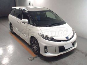 2013 Toyota Estima hybrid 02
