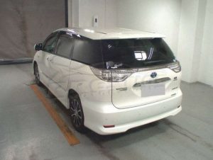 2013 Toyota Estima hybrid 03