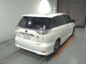 2013 Toyota Estima hybrid 07