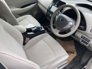 Leaf X 30kWh interior