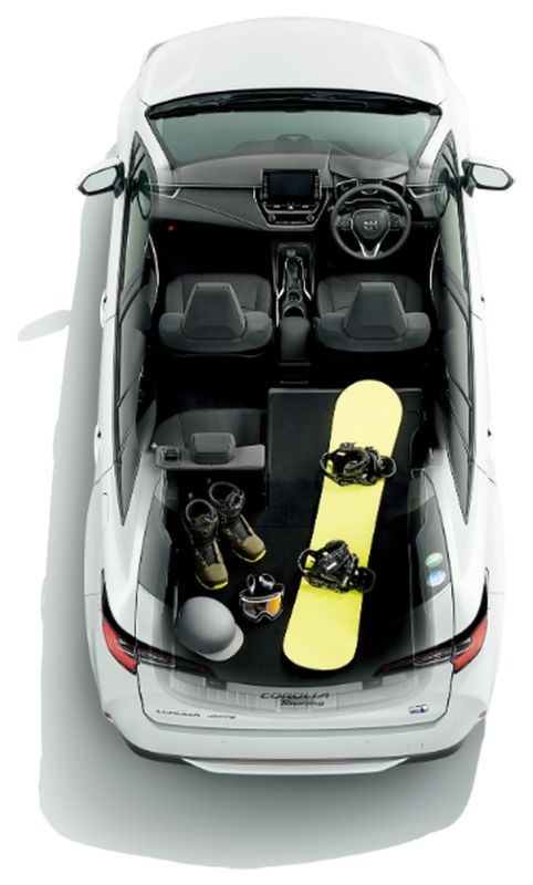 Toyota Corolla Touring interior space 2