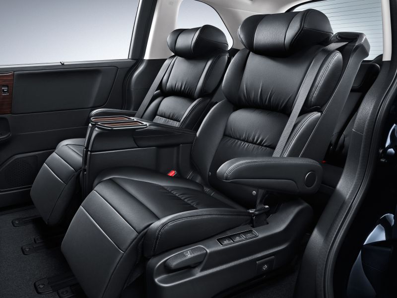 Import Honda Odyssey hybrid centre seats