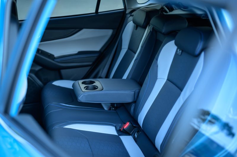 Subaru XV hybrid rear seats