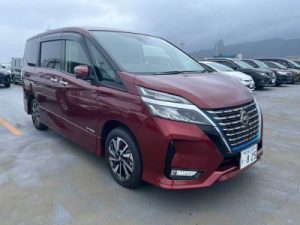 2019 Nissan Serena e-Power Highway Star G front