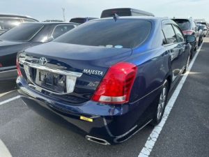 Crown V8 rear