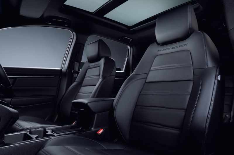 Honda CRV Black Edition front seat